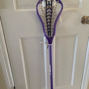 STX 500 purple Women’s lacrosse stick